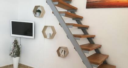 Wohnung auf einem eingezäunten Grundstück by Interhome