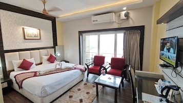 Premium bedding, desk, laptop workspace, soundproofing