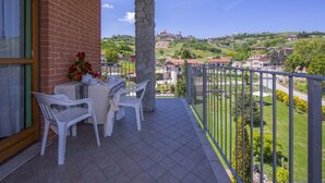 Unclassified image, 3 of 18, button - Wohnung im Roero by Interhome (Cisterna d'Asti)