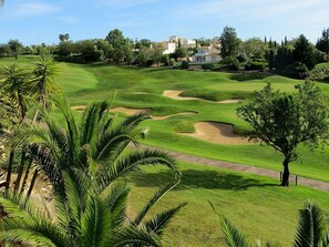 Golf - Luxuriöse Villa - Privater Pool und schöner Garten by Interhome (Lagoa)