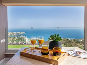 Dining - Ferienvilla mit privatem Pool by Interhome (Agia Pelagia)