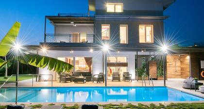 Geräumige Familienvilla, privater Pool und Garten by Interhome