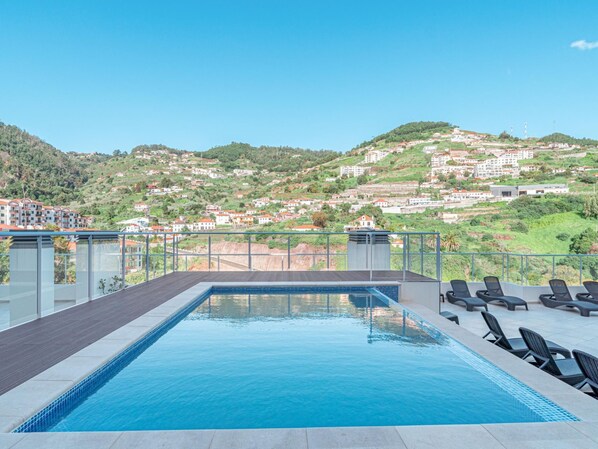 Pool - "Sonnenblume" mit Gemeinschaftspool by Interhome (Madeira/Caniço)
