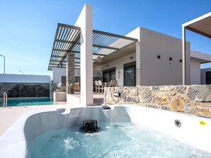 Outdoor dining - Kiki Luxus-Villa by Interhome (Kolympia)