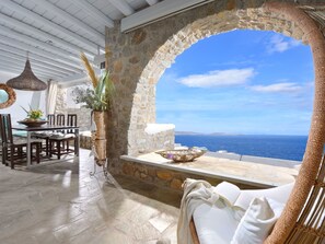 Outdoor dining - "Calypso Sunset" mit Terrasse by Interhome (Mykonos (Stadt))