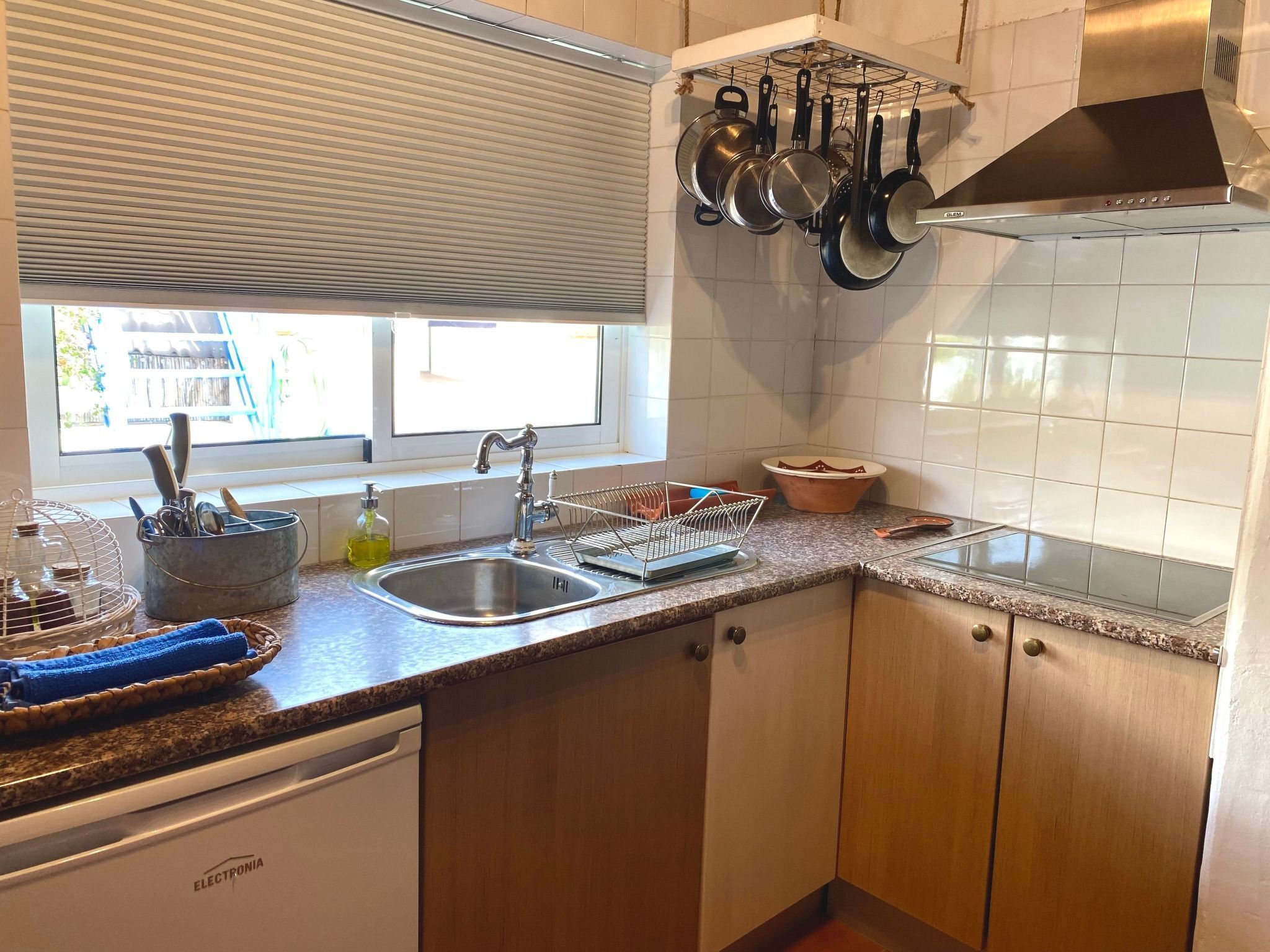 Fridge, microwave, cookware/dishes/utensils