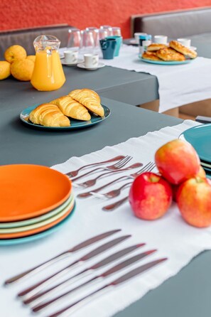 Dining - Aroeira Pool House by Interhome (Palhais)