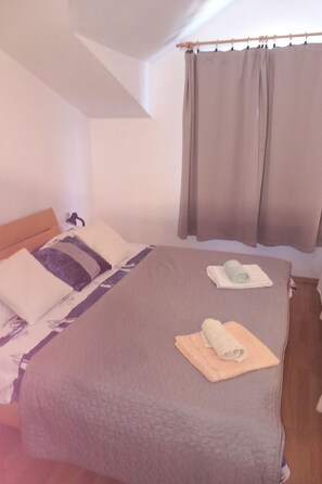 2 bedrooms, Internet - "Apartment Mate 4" by Interhome (Brač/Bol)