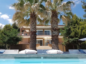 Exterior - Ferienvilla "Anna Maria" mit Blick auf das Wasser by Interhome (Kassandrino)