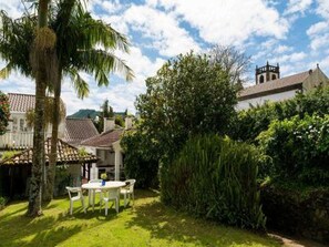 Inside other - Haus der Stille by Interhome (Furnas)
