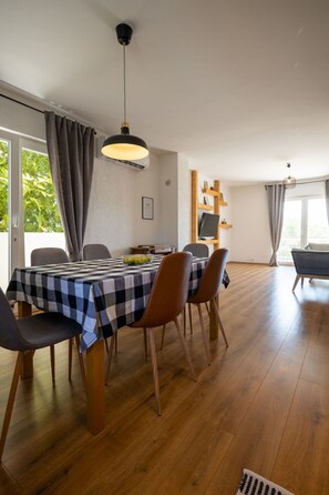 Dining - Wohnung Srića by Interhome (Sv. Filip i Jakov)