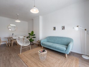 Living area - Wohnung am Meer und in der Stadt by Interhome (Gulpilhares)