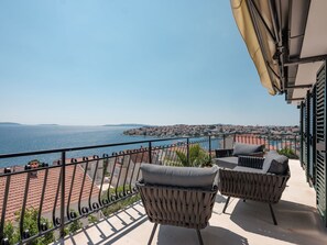 Terrace/patio - Ferienvilla 'Villa Aea Del Mare by Interhome (Trogir/Okrug Donji)