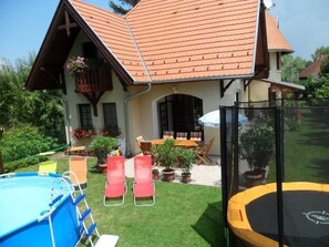 Outdoor dining - Wohnung mit privatem Pool by Interhome (Balatonföldvár)