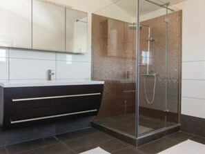 Towels - Laura mit Pool by Interhome (Budak)