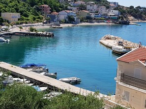 Marina - Wohnung in Drašnice mit Schönem Garten by Interhome (Drašnice)