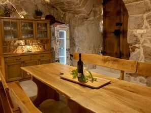 Dining - Stipanovi Dvori mit Bergblick by Interhome (Zupa)
