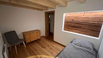 4 bedrooms