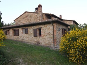 Exterior - Gemütliches Studio im Erdgeschoss, mit Terrasse by Interhome (Monte Vibiano Vecchio)