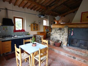 Dining - Gemütliches Studio im Erdgeschoss, mit Terrasse by Interhome (Monte Vibiano Vecchio)