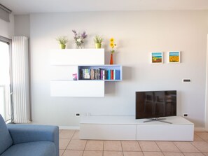 Living area - Wohnung mit Terrasse und Panoramablick by Interhome (Senigallia)