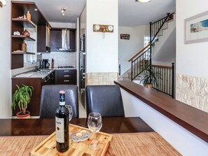 Fridge, microwave, oven, dishwasher - "Villa Petar" mit Infinity Pool by Interhome (Podstrana)