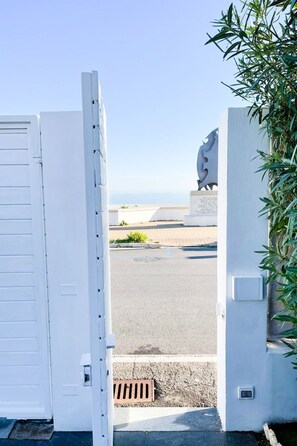 Property grounds - Elegante Villa am Strand, Jacuzzi und Garten by Interhome (Senigallia)