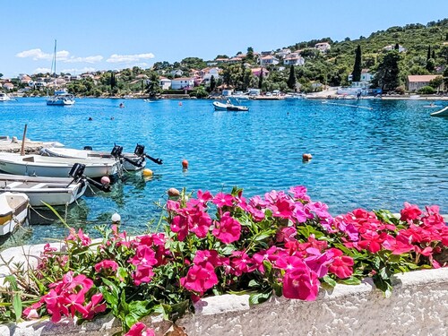 Apartment Bella mit Balkon und Terrasse in Necujam by Interhome