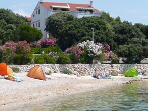Beach - Studio mit Terrasse im ersten Stock des Hauses by Interhome (Kolan)