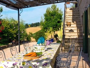 Outdoor dining - Villa mit Pool für 29 Personen ca. 800 m2 by Interhome (Montelparo)