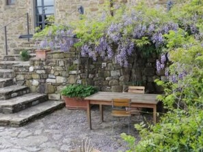 Outdoor dining - Campolungo, La Torre by Interhome (Greve in Chianti)