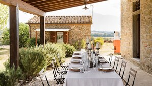 Outdoor dining - Villa Eleonora by Interhome (Lucignano)