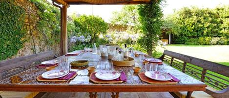 Restauration en plein air