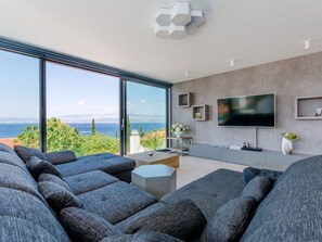 TV, fireplace, DVD player - Tolles Ferienhaus in Sutivan mit Privatem Pool by Interhome (Brač/Sutivan)
