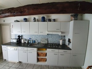Fridge, microwave, oven, dishwasher - Charmantes Ferienhaus in Gapinge mit Großem Garten by Interhome (Gapinge)