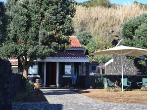 Unclassified image, 3 of 46, button - Haus Douce Mer by Interhome (Angra do Heroísmo)