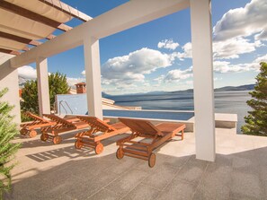 Terrace/patio - Ferienvilla "Botta" mit privatem Pool by Interhome (Omiš)