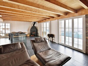 Interior - Wunderschönes Luxus-Chalet mit Seesicht by Interhome (Seelisberg)