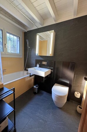 Towels - Seppi - Seen und Berge by Interhome (Seelisberg)