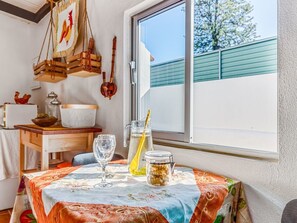 Dining - Die Welt des Mondes 1 by Interhome (São Simão)