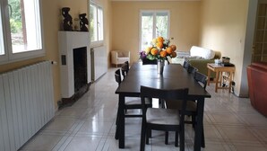 Dining - Gesellige Momente in der Nähe von Disneyland Par by Interhome (Beautheil)