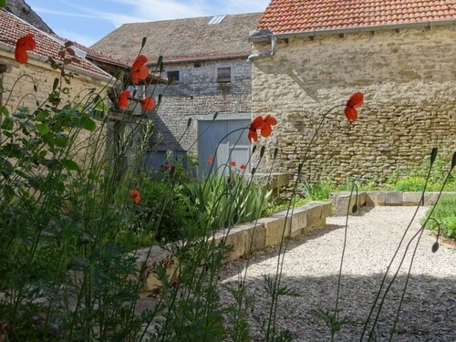Bévau: Frankreich erleben mit Bio-Frühstück und täglichem Putz-Service by Interhome