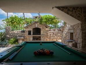 Terrace/patio - Freistehende Villa Iva Grubine mit Privatpool by Interhome (Kamenmost)
