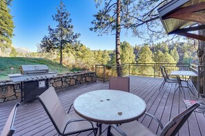 Outdoor dining - 10 Mi to Purgatory Resort! Glacier Club Studio (Durango)