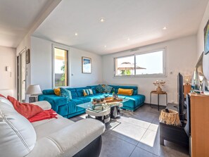 TV, DVD player - Ferienvilla "Ti Laouen" mit privatem Pool by Interhome (Plouguerneau)