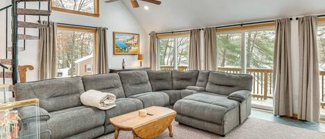 Televisie en een open haard