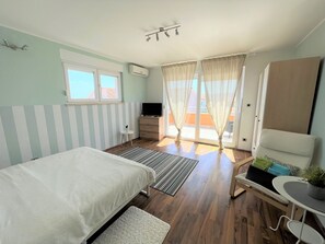 Internet - Villa Summer Escape in Barbat mit Garten und Aussicht by Interhome (Rab/Rab)