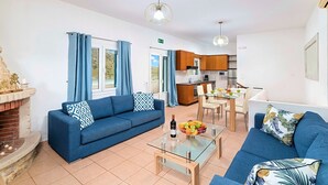 Living area - Du Lac Alpha Villa Privater Pool by Interhome (Georgioupoli)