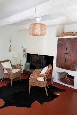 Interior - Provenzalisches Haus aus Naturstein in Gigondas by Interhome (Gigondas)