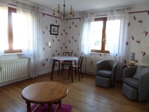 Dining - Gite Ferme Baltzinger by Interhome (Jebsheim)